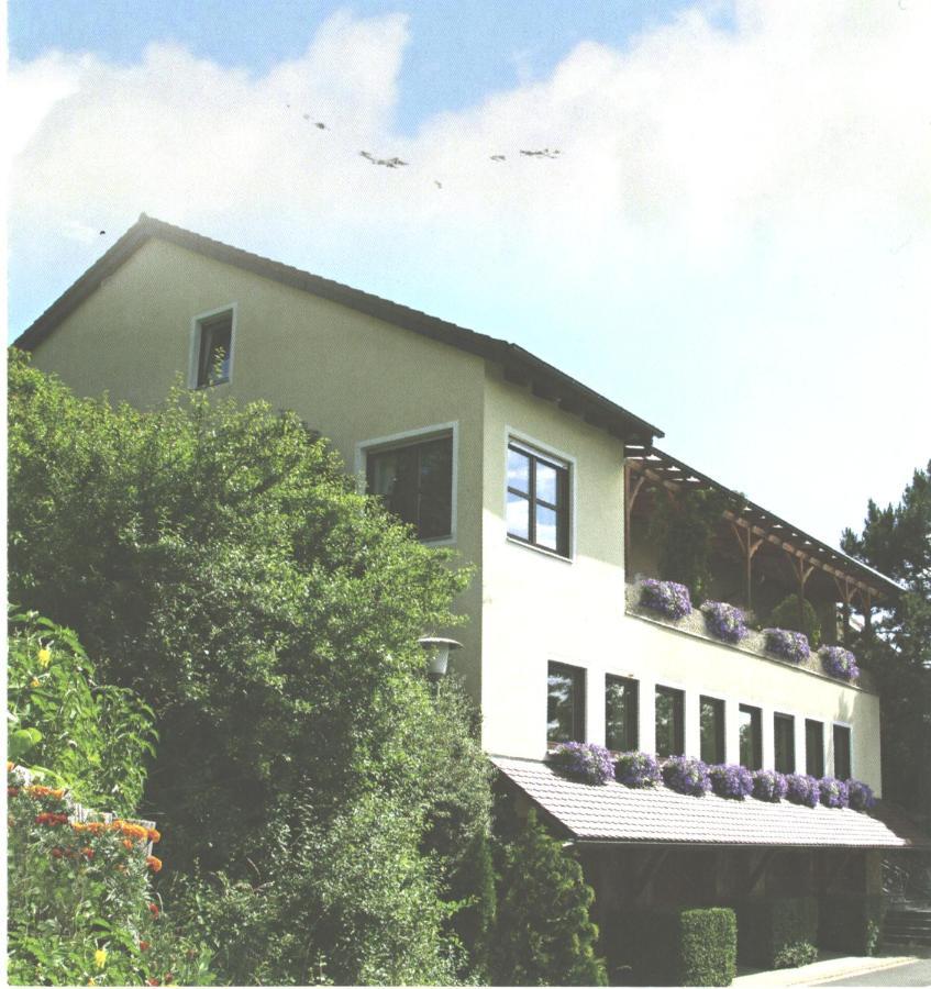 Landgasthaus Zum Erlengrund Hotel Garni Emskirchen Exterior foto